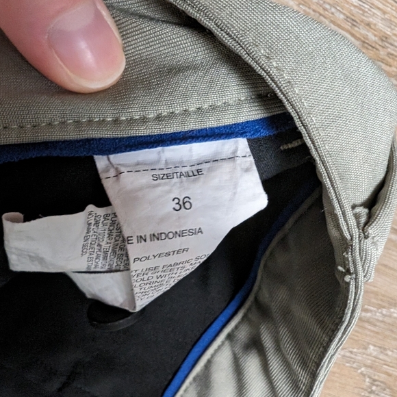 Men's Perry Ellis Stretch Solid Tech Shorts, Tan, Size 36 - Picture 4 of 6